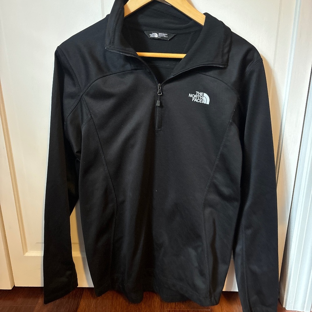 The North Face 1/4 zip black - size S